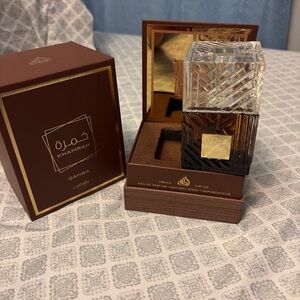 Khamrah Qahwa Eau de Parfum - Brown